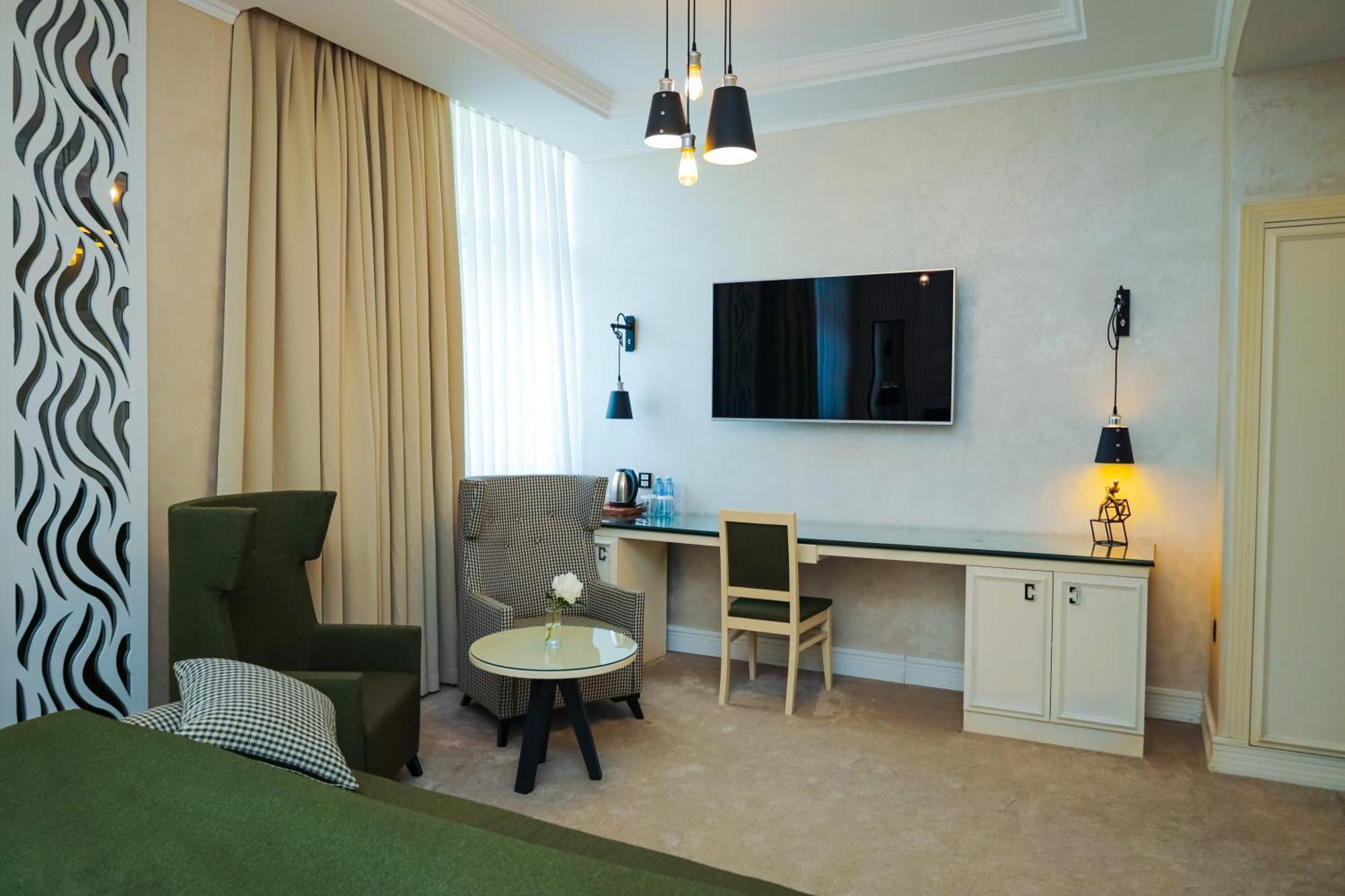 Dondar Hotel Formula 1 View Baku Exterior photo